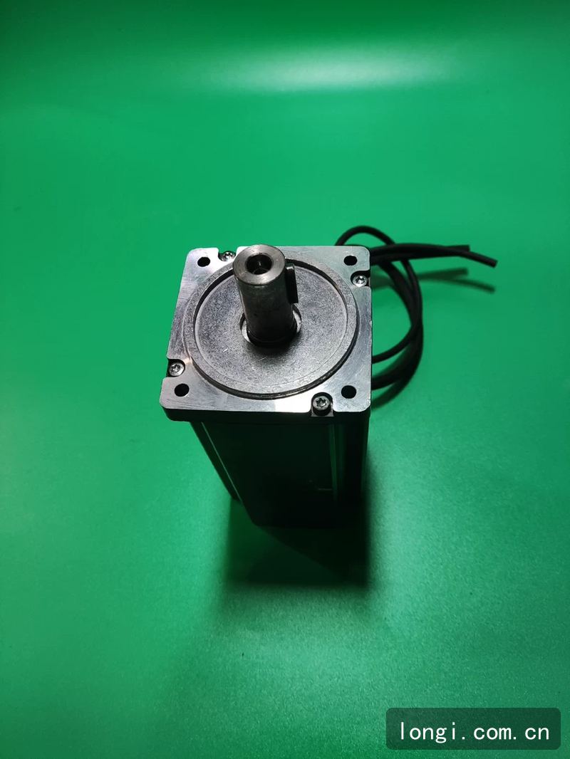 路斯特 LSML08-075-2F-000 伺服電機 實物現貨 03.jpg