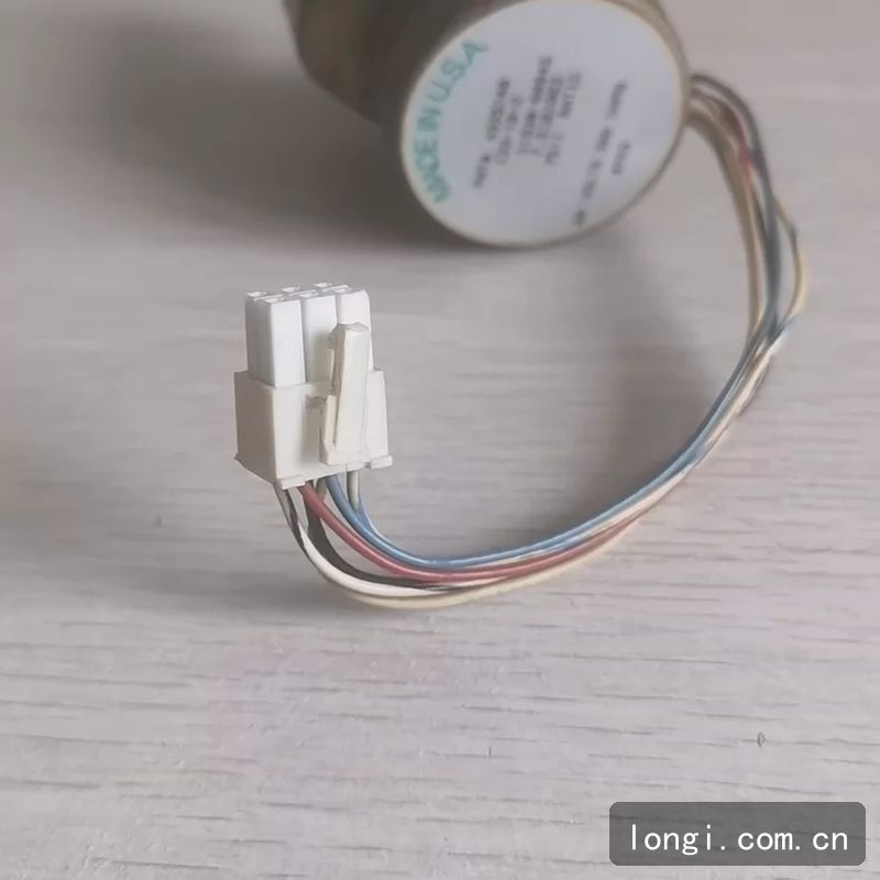 安（ān）捷倫（lún）步進電機 型號G1530-60945 色譜儀配件 拆（chāi）機現（xiàn）貨 色譜儀備件（jiàn） 02.jpg