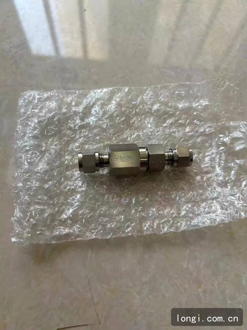 工程（chéng）剩（shèng）餘HOKE單向閥 閥（fá）門 拆機現貨 閥門及流體控製配件 02.jpg