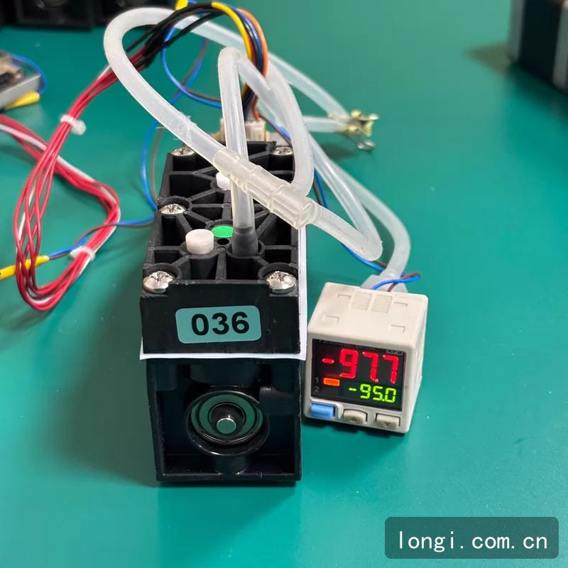 液相色譜脫氣馬達 脫氣泵 拆（chāi）機現貨 02.jpg