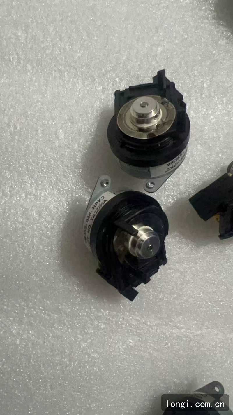 安捷倫（lún）自動進樣器（qì）機械臂驅動馬達電機PM35S-048-HPK2 色譜儀配件 拆機現貨 色譜儀備件 05.jpg