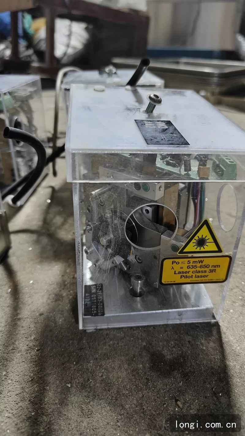 通快（kuài）激光配件 光閘22-29-64-0008 激光光閘 拆機（jī）現貨（huò） 03.jpg