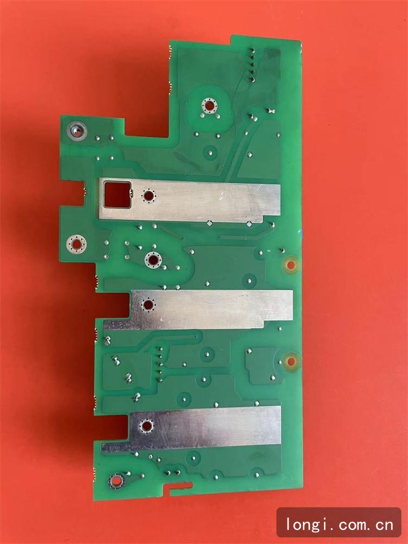 RVAR-5612浪（làng）湧吸收板ABB ACS800係列變頻器75 90 110KW 132KW濾波板C 現貨 05.jpg