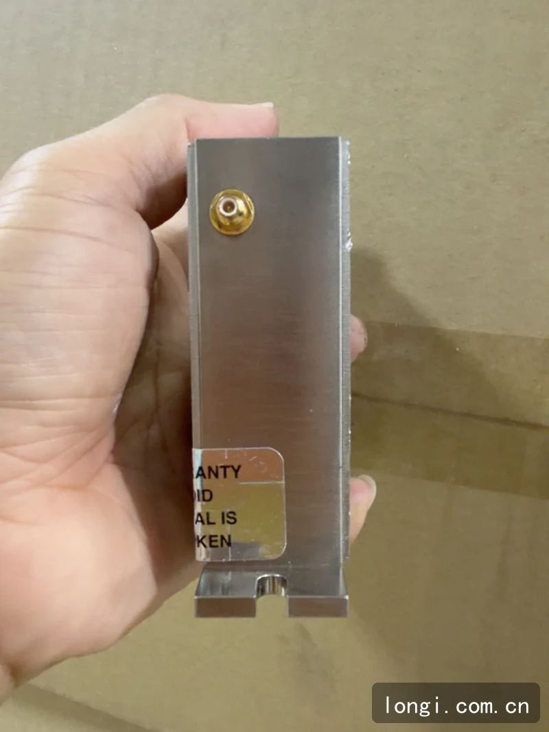 Gooch & Housego 1200AF-DINA-2.5 HCR 聲光（guāng）調製器驅動器 現貨 02.jpg