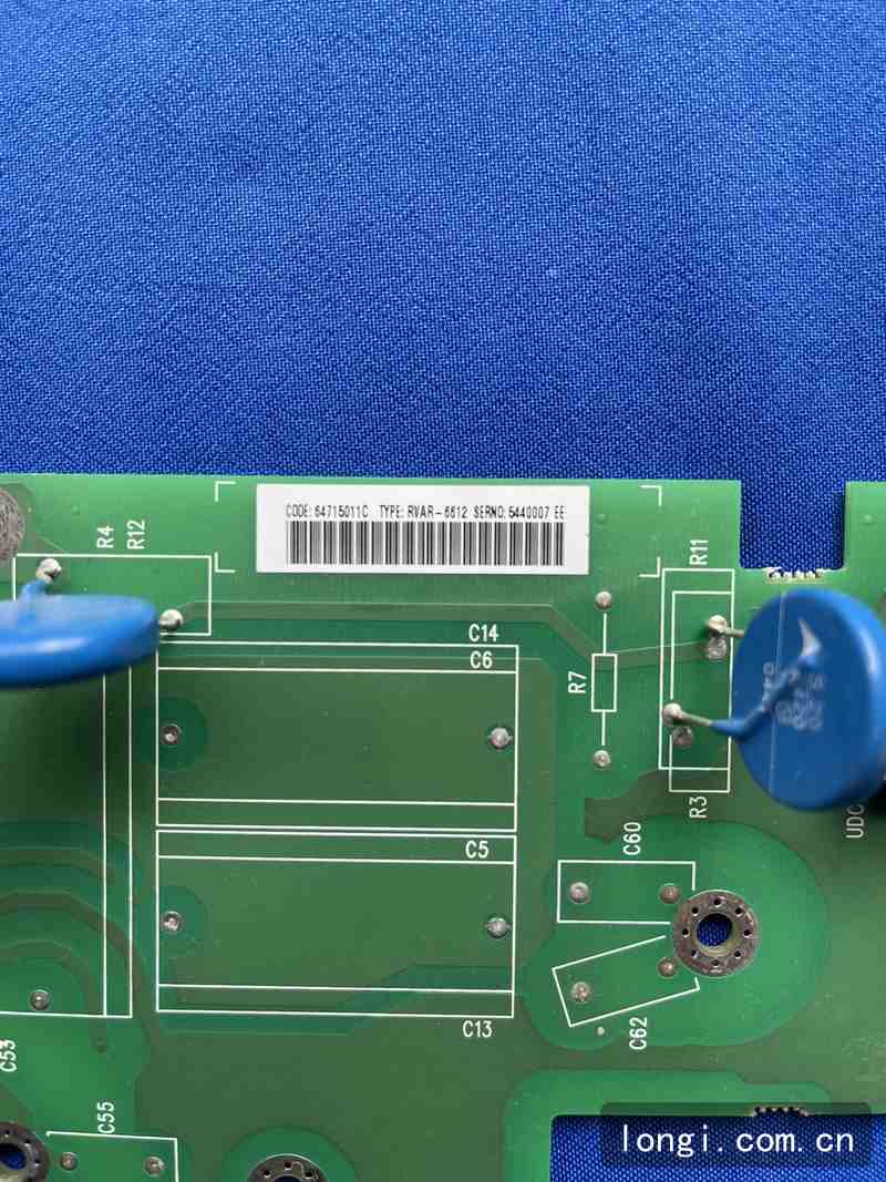 RVAR-6612浪（làng）湧吸收板ABB ACS800係列（liè）變頻器濾波（bō）板整（zhěng）流濾波板進線觸發板 現（xiàn）貨（huò） 02.jpg