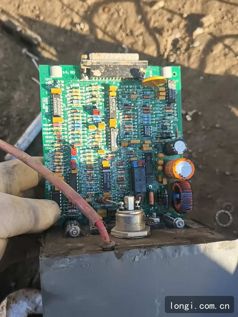 CZE30PN2000X281拆機件 工業控製模塊 全新原裝現貨 02.jpg