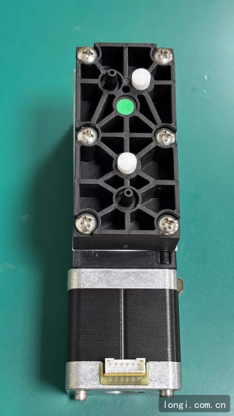 液相色（sè）譜脫氣馬達 脫氣泵 拆機現貨 04.jpg
